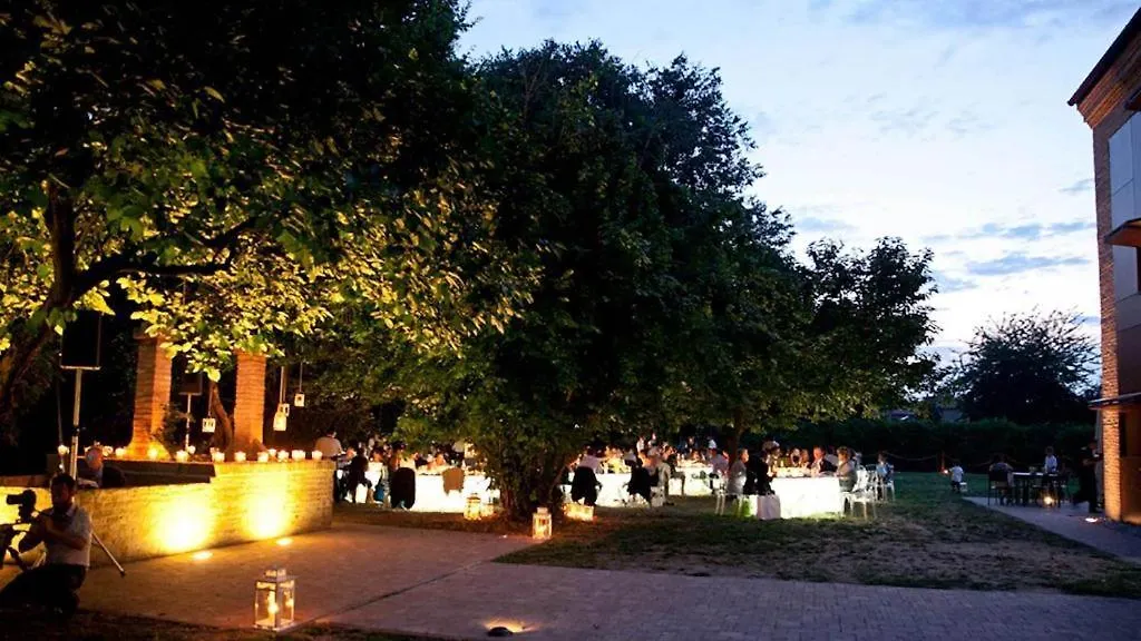 Villa Principessa Pio Ferrara 0*,