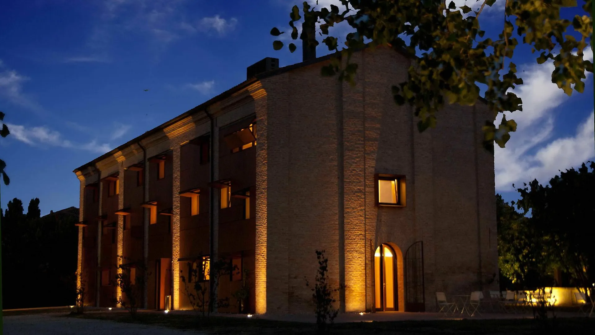 Villa Principessa Pio Ferrara 0*,  Italia